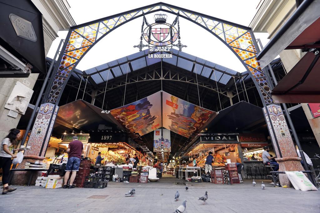 Отель Arc La Rambla Барселона Экстерьер фото